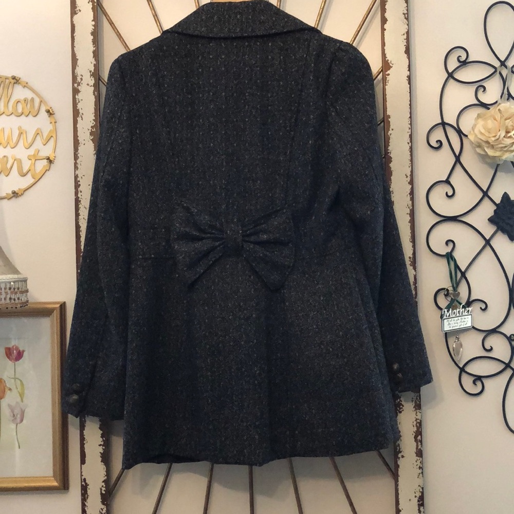 Jacket - Picture 2 of 4